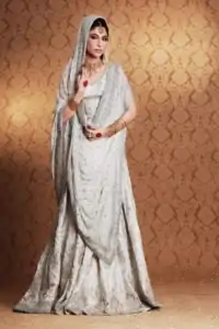 Ladies Fashion Clothes - Elegent White Bridal Dress