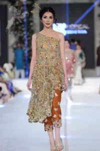 Latest Fashion 2016 Yellow Embroidered Shirt With Rusty Orange Capri Pants