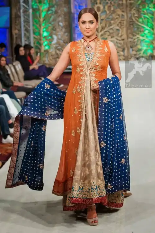 Rust Front Open Back Trail Gown -Beige Jamawar Back Trail Maxi