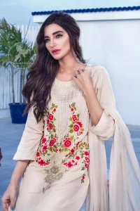 Off White Short Shirt - Cigarette Pants