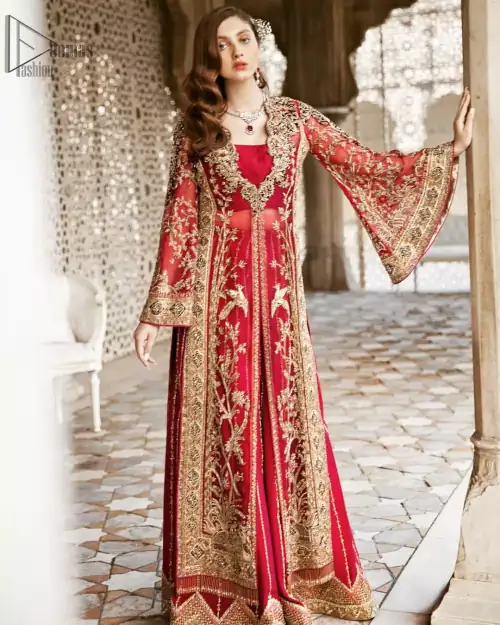 Beautifully elegant with a modern twist. This dress is crafted from delicate floral lace and features a scalloped plunge neckline.