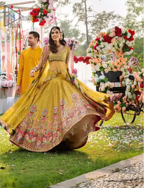 The perfect choice for Mahendi. Delicately crafted and personifying chic elegance with an element of grandiose. The shirt is emphasized