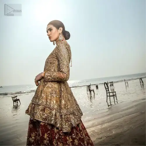 This wedding season, create a blissful aura with the treasure of love and elegance. An artistic vision of classic style