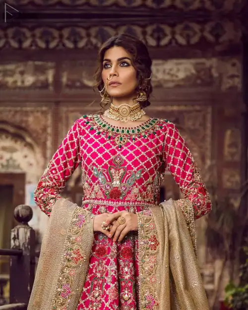 Pink Lehenga Blouse – Fawn Dupatta