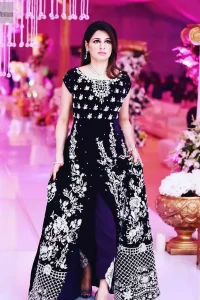 Evening parties being full of entertainment are maxed up with gratification if your dress wins you the most admirers.