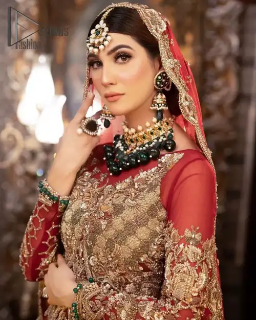 Take your style up a few notches with this bold yet elegant piece on your Big day. This red full