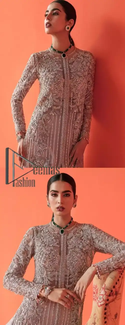 If you have a galaxy in your eyes, and immense love in your heart for your outfits then this beautiful