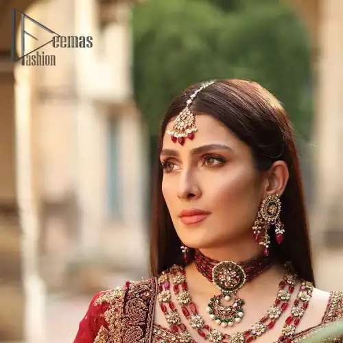 We're sure that all girls love slipping into "maroon outfits for weddings" So, we create this maroon article that will