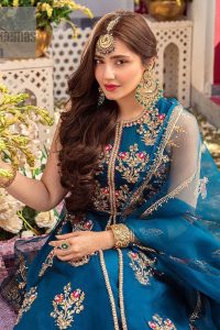 Blue defines your beauty and glows your face at any event.  Starting this article with teal blue front open pishwas that are decorated with handsome golden embroidery placed like floral motifs. It is prominent with tilla, dabka, kora and Kundan to enhance the gold in blue. In addition to this, it is styled with a sleeveless and round neckline to make your day better and the best. The following pishwas are coordinated with a can-can lehenga whose border is again adorned with heavy embellishment  Complete this party look with a teal blue dupatta that is rendered with four-sided borders and floral motifs all over to put a glow on your face.