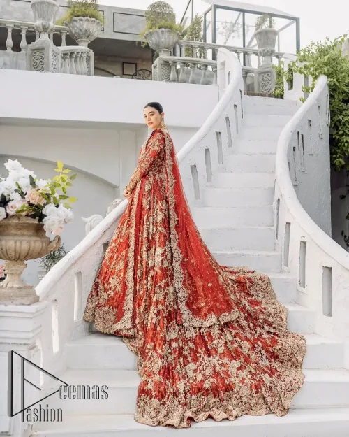 Feels just redish on your Big day to make your day lovely and romantic. DeemasFashion presents this Pakistani reception wear