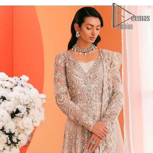 A magical evening, the moon reflects your face of you!  This romantic beige-pink front open maxi is laboriously decorated with