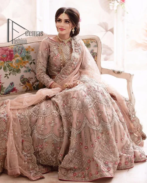 Don't worry, just be lilac on your nikah. As lilac is the most demanding nikah dress so DeemasFashion presents this