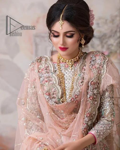 Don't worry, just be lilac on your nikah. As lilac is the most demanding nikah dress so DeemasFashion presents this