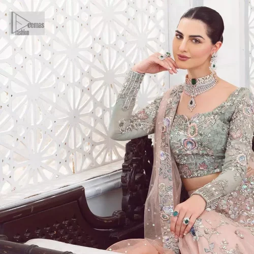 When you asked for it, we heard it. This sea green hued blouse has multiple colour embroidered details of tilla,dabka,