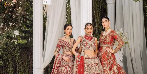 Bright Red Flared Back Train Maxi – Dupatta