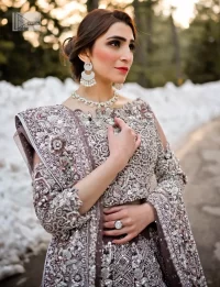 Our Walima outfit is the perfect choice for those seeking a blend of tradition and contemporary style, making you the center of attention on your memorable occasion.