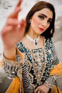 Make your Mehndi ceremony unforgettable with this thoughtfully tailored outfit, guaranteed to make you the centre of attention.