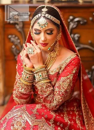 When you wear this lehenga, everyone will be captivated by your beauty, making your reception a memorable event.