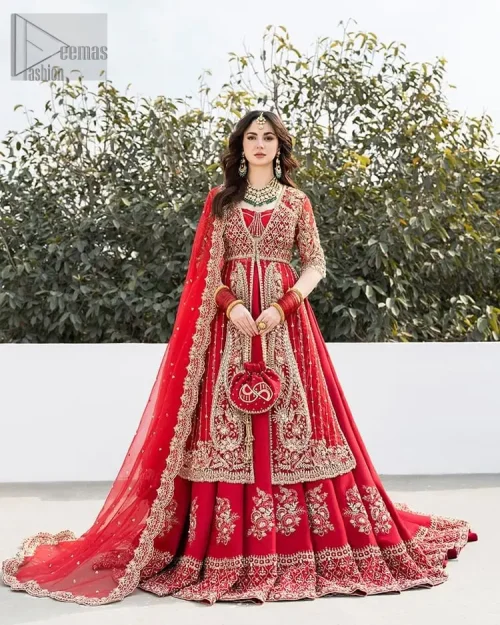 Be the centre of attention it is paired up with a lehenga and dupatta that combines comfort and glamour, making