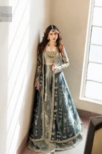 It is coordinated with a farshi lehenga that is the epitome of elegance and charm as you step into the spotlight wearing this extraordinary bridesmaid dress. Make your event unforgettable with a bridal-style lehenga that is uniquely yours.